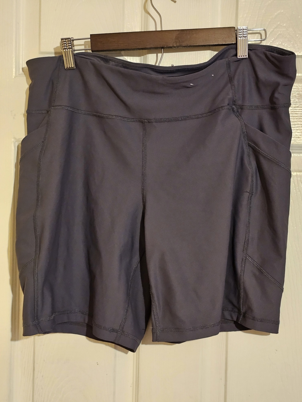 Xersion XXL High Rise Bike Shorts Black/Charcoal Pockets Polyester Spandex